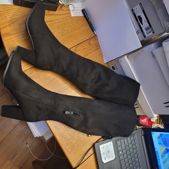 Ladies high Fashion boots - Picture 3 of 11